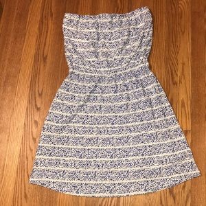 GAP patterned strapless dress